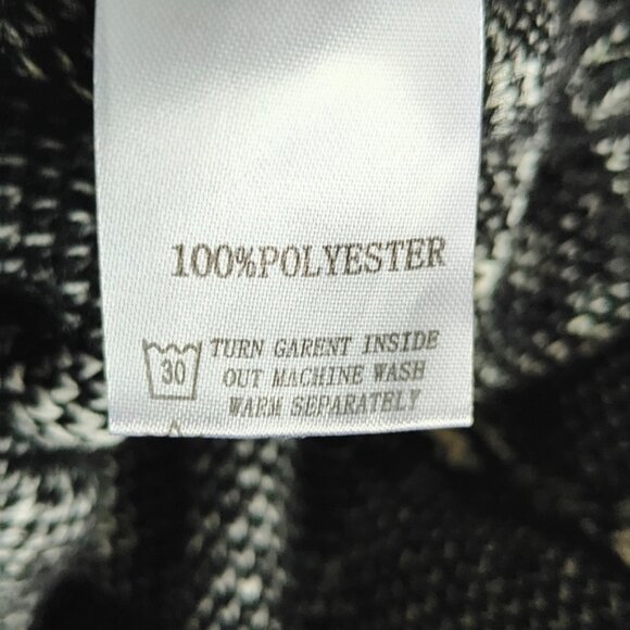 TRÏBE Black White Print Long Sleeve Crew Neck Sweater Size Large NWT - Picture 5 of 6